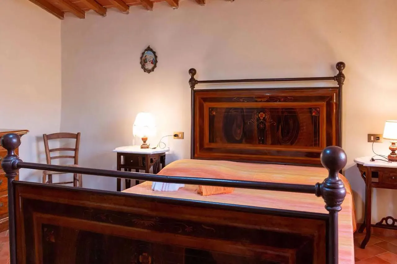 Agriturismo Con Piscina In Toscana, Tribbiano Arezzo