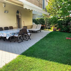 Medusablu121 Apartment Punta Marina