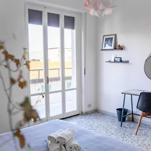  Guest house The -